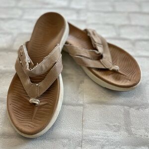 Coface Tan Sandals